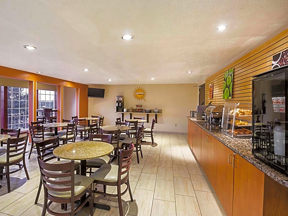 La Quinta by Wyndham Woodburn