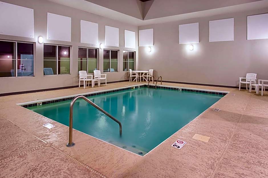 La Quinta Inn & Suites by Wyndham O'Fallon - St. Louis