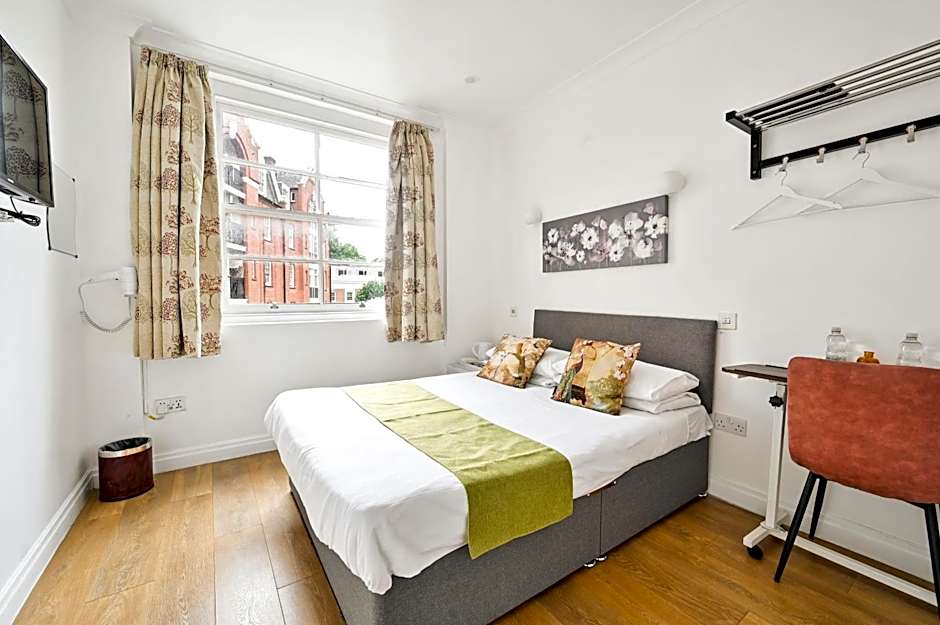 City London Hotel