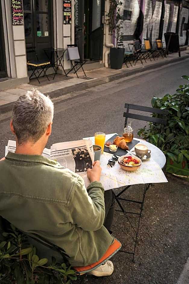 Play Theatrou Athens a member of Brown Hotels