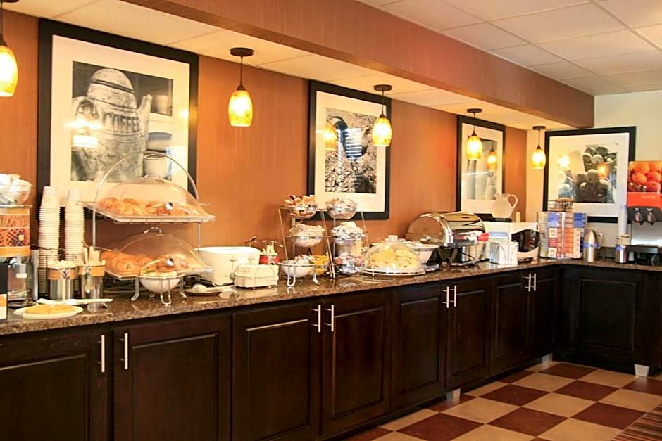 Hampton Inn By Hilton Clarksville