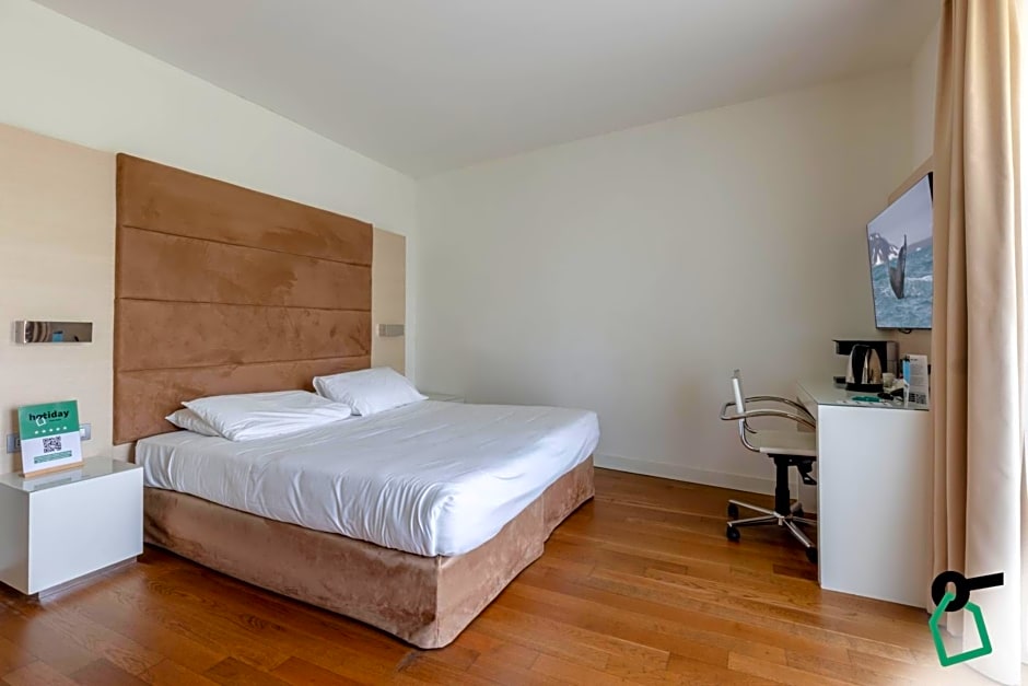 HOTIDAY Room Collection - Pisa