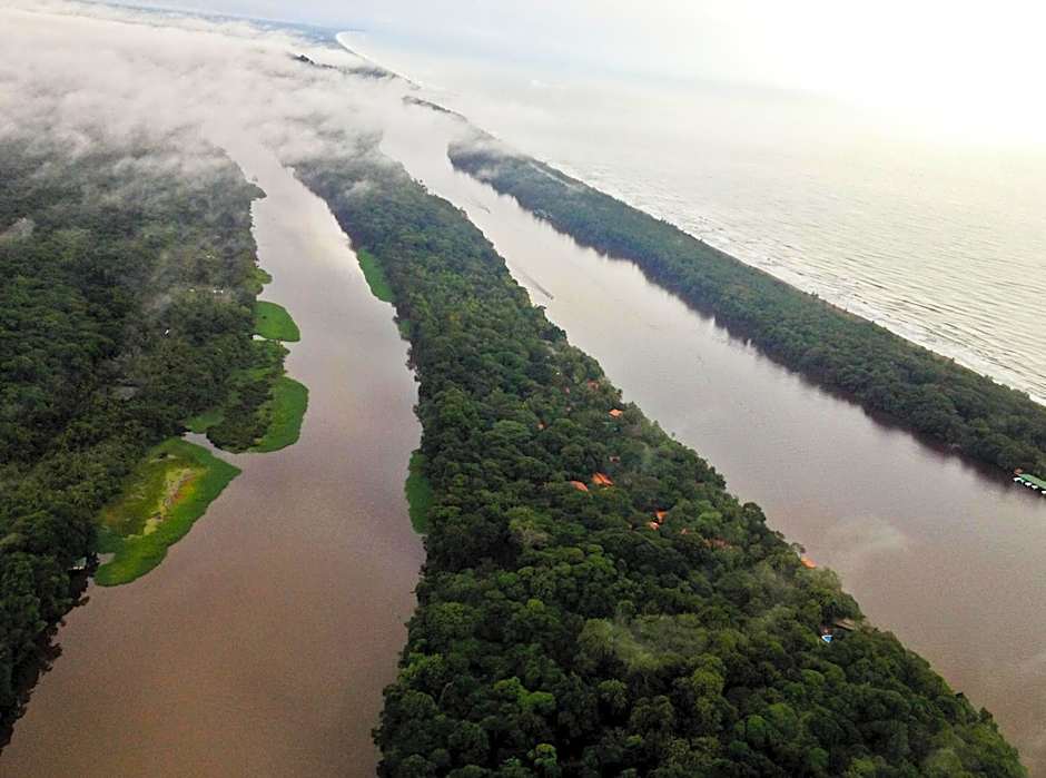 Pachira Lodge