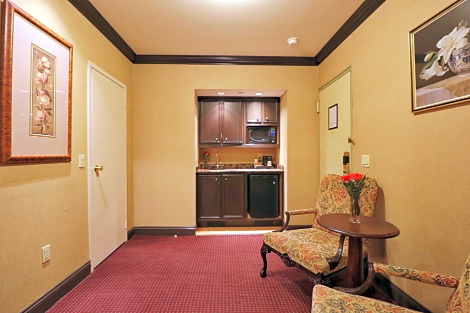 Hotel Newton (CLOSED) – New York, NY