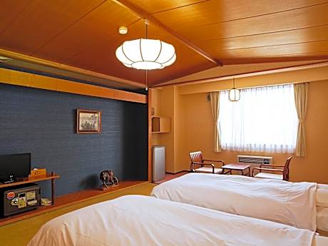 Japanese-Style Twin Room-East BLD - Non-Smoking