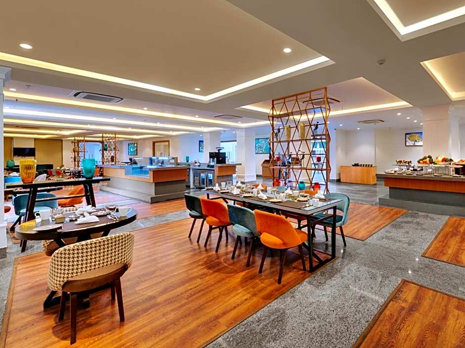 Amanora The Fern Hotels & Club