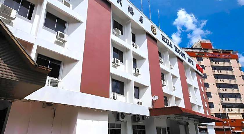 Super OYO 979 Hua Kuok Inn