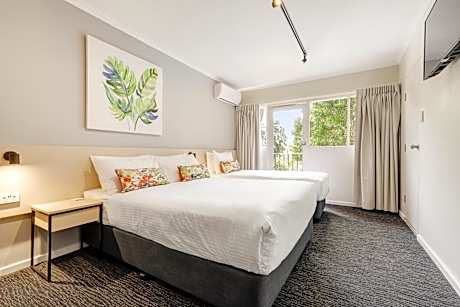 Double and Single Studio