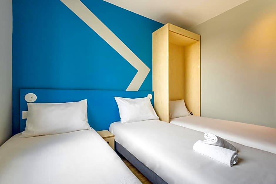 ibis budget Nanterre la Defense