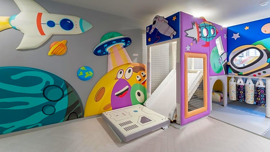 Gimhae Denbasta Theme Kids Hotel