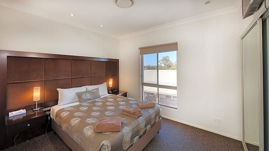 Western Downs Motor Inn