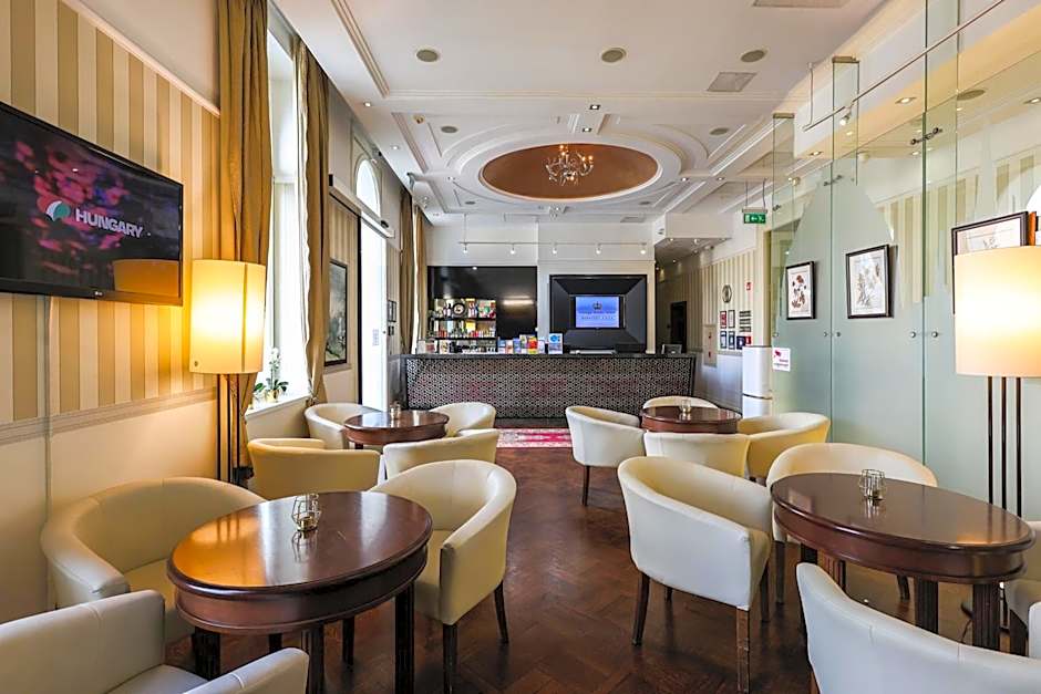 Mirage Medic Hotel