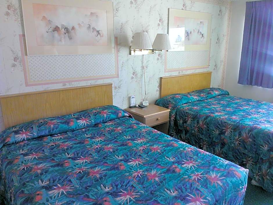 Photo 1 of 4 of 2 Queen Beds