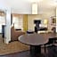 Candlewood Suites Wichita Airport By IHG