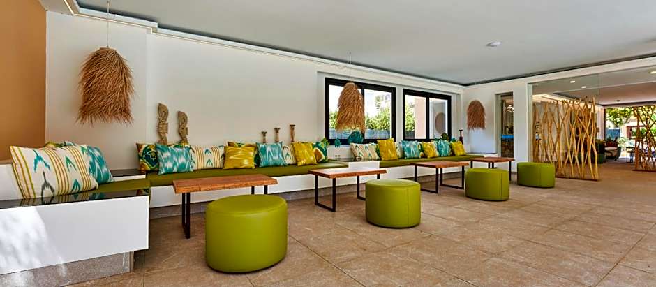 Apartamentos S'Olivera