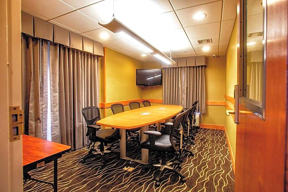 Hampton Inn By Hilton Wheeling