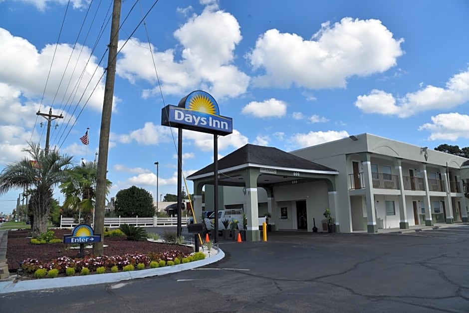 Days Inn by Wyndham Goose Creek