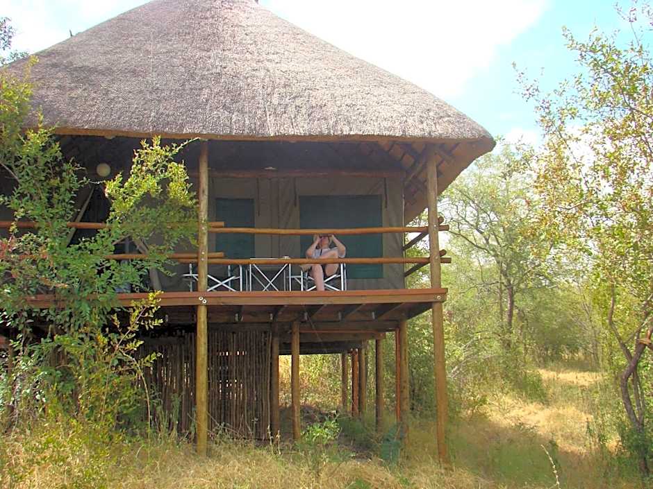 Muweti Bush Lodge