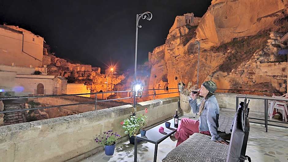 Jerveni Cave Hotel