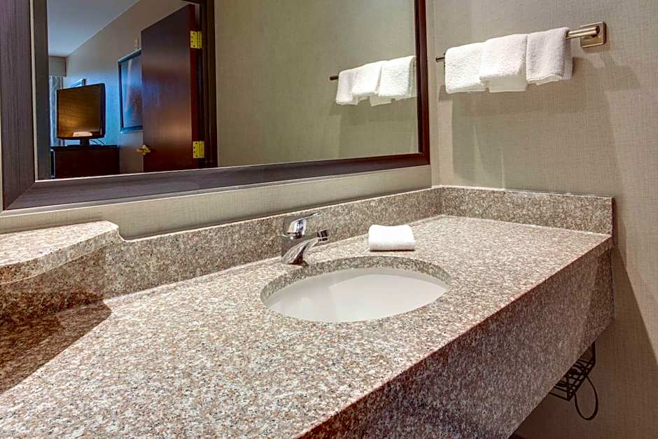 Drury Inn & Suites Louisville