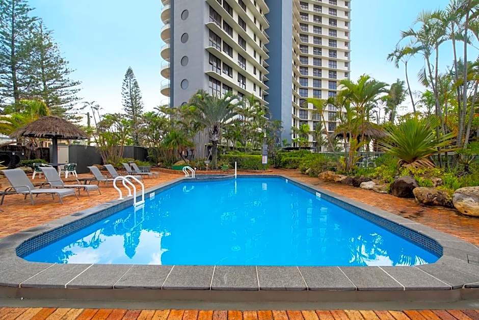 BreakFree Acapulco Surfers Paradise