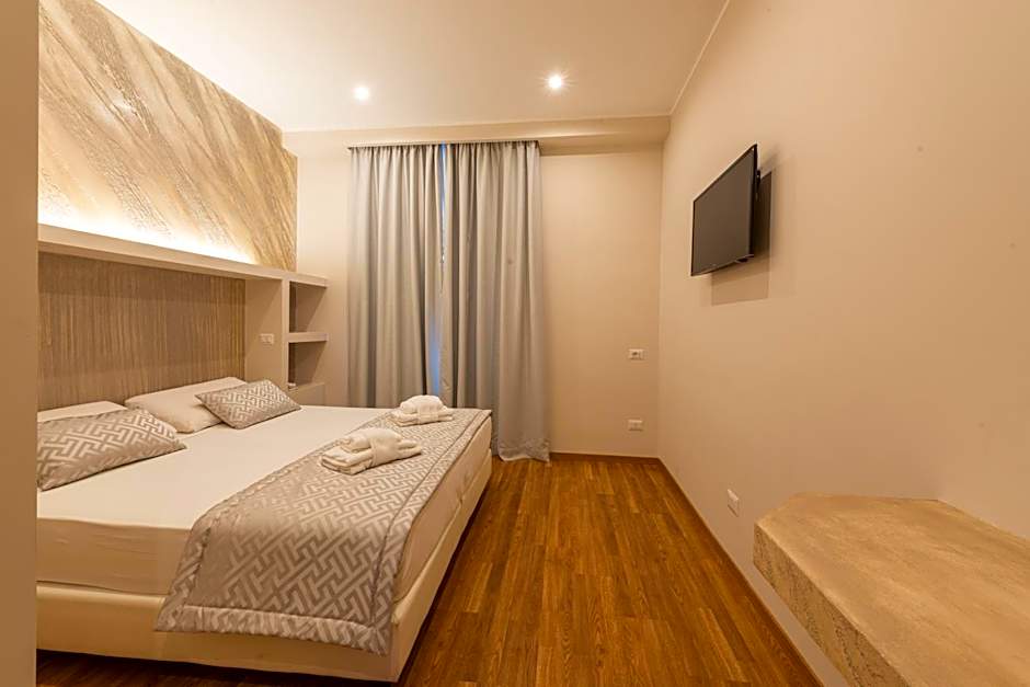 Top Floor Colosseo Guesthouse