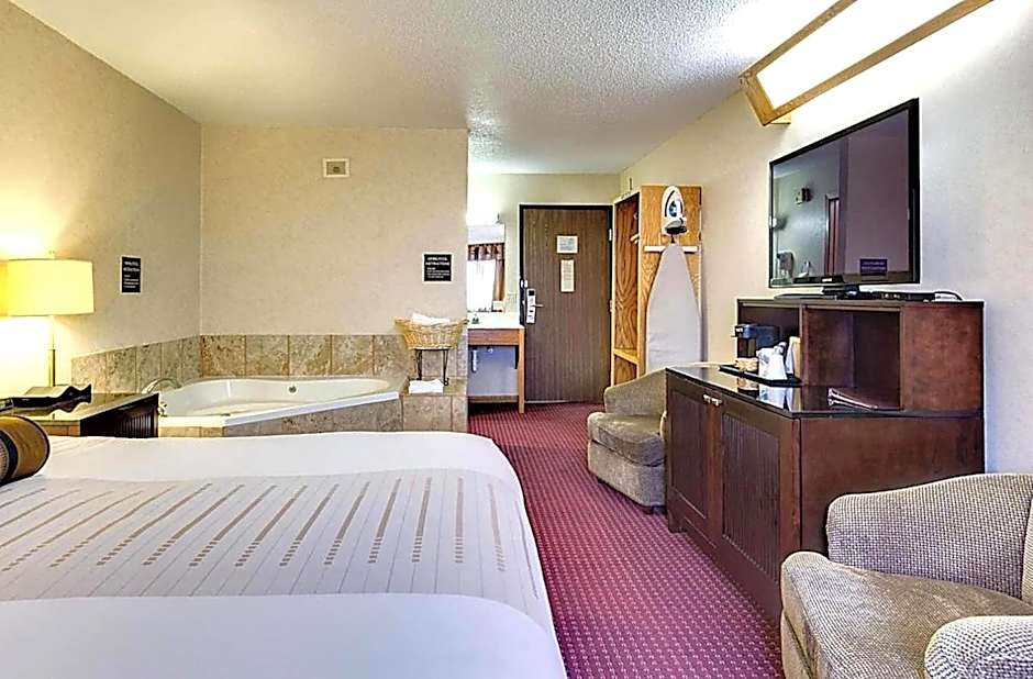 Fireside Inn And Suites