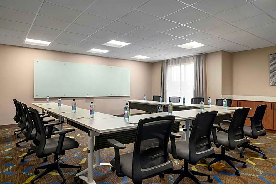 Residence Inn by Marriott Indianapolis Airport