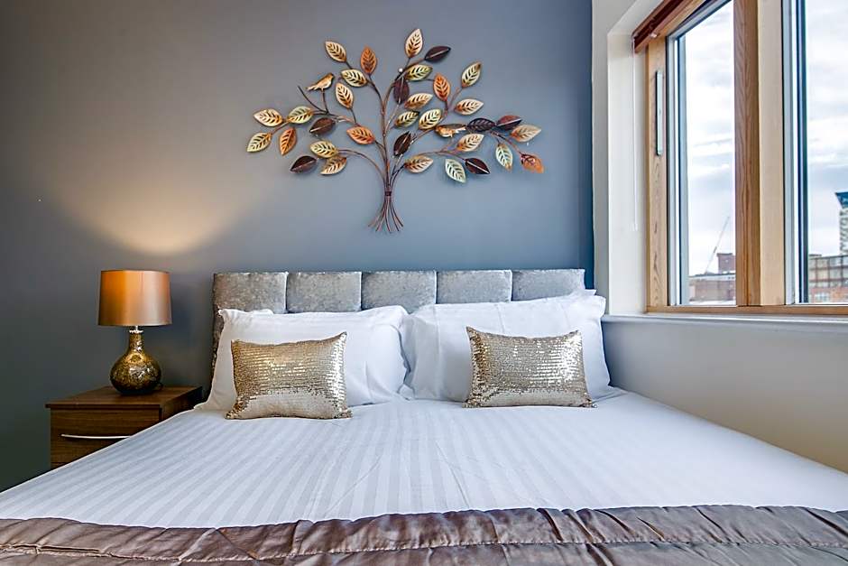 Mica Point City Centre Apartment