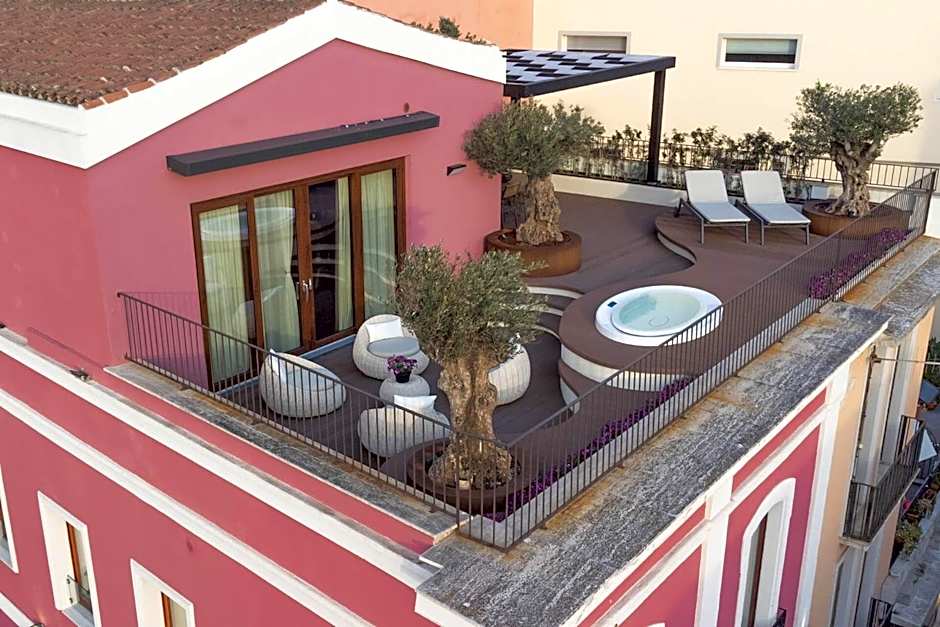 Palazzo Ferrucci Luxury Suites