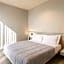 Amare Suite & Apartments