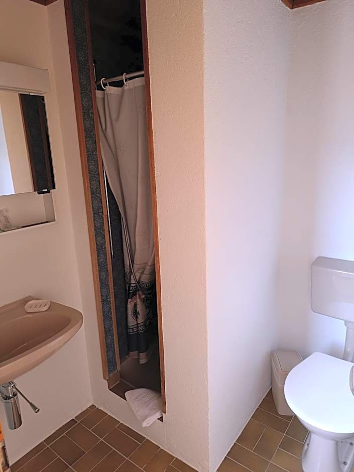 Gasthof Schoenegg B&B