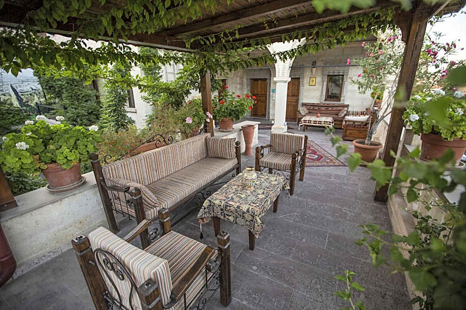 Stone House Cave Hotel