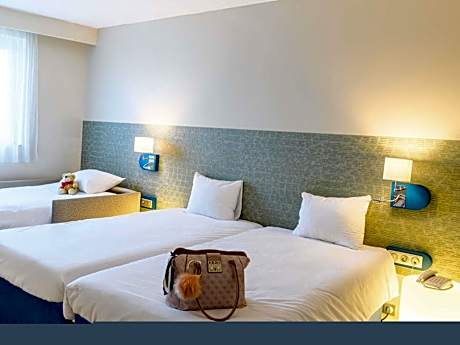 Standard Twin Room with Sofa