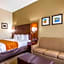 Comfort Inn & Suites Dayton North