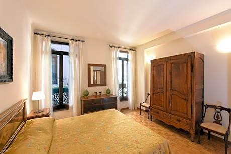 Le Due Corone Bed & Breakfast