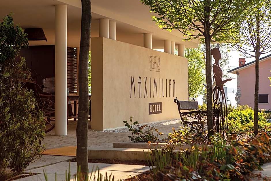 Hotel Maximilian
