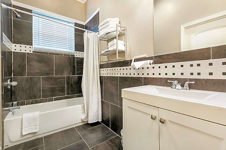 Modern, Spacious Condos with Luxury Amenities