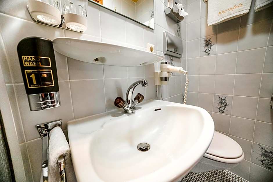 Hotel Rheinfels - Radfahrer Willkommen