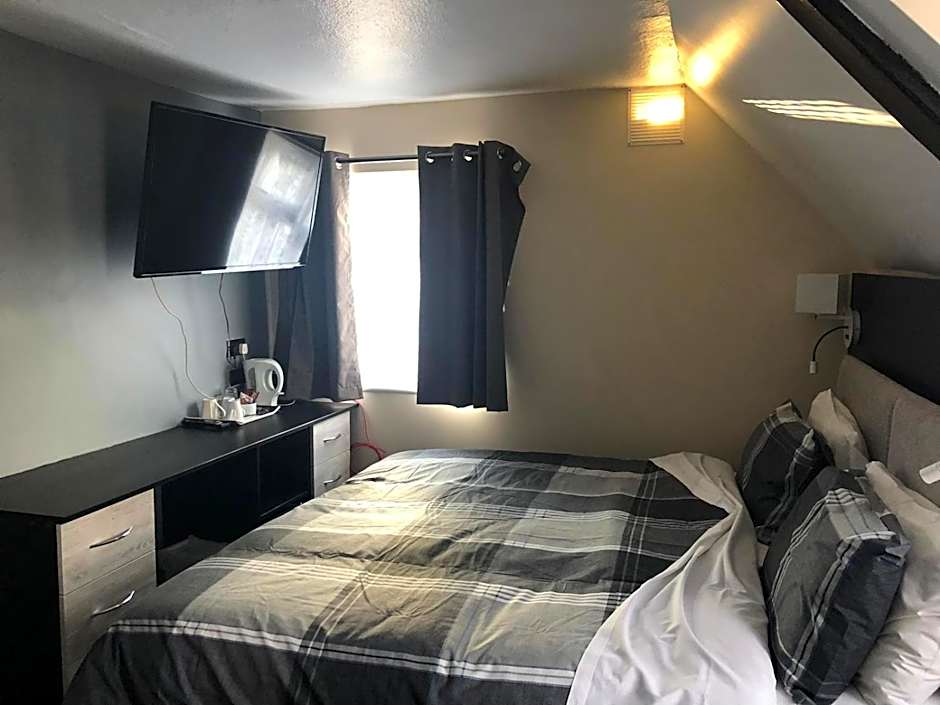 The Old Black Horse Inn