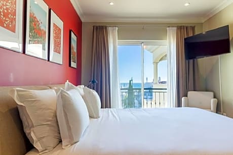 One-Bedroom Apartment Garden