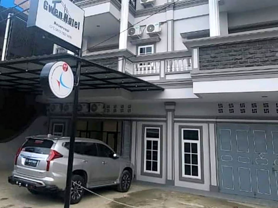 RedDoorz near Stasiun Pematangsiantar