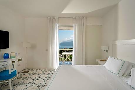 Family Room with Sea View