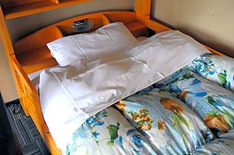 Economy Room with Shared Bathroom (3-4 Adults)