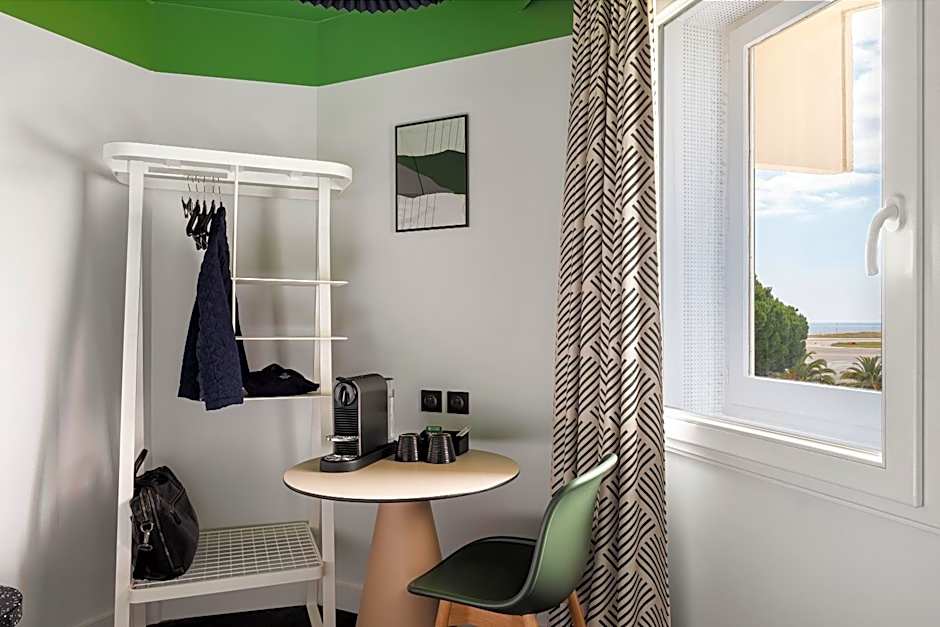 Ibis Nice Aéroport Promenade des Anglais