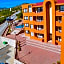 Sunrock Hotel & Suites