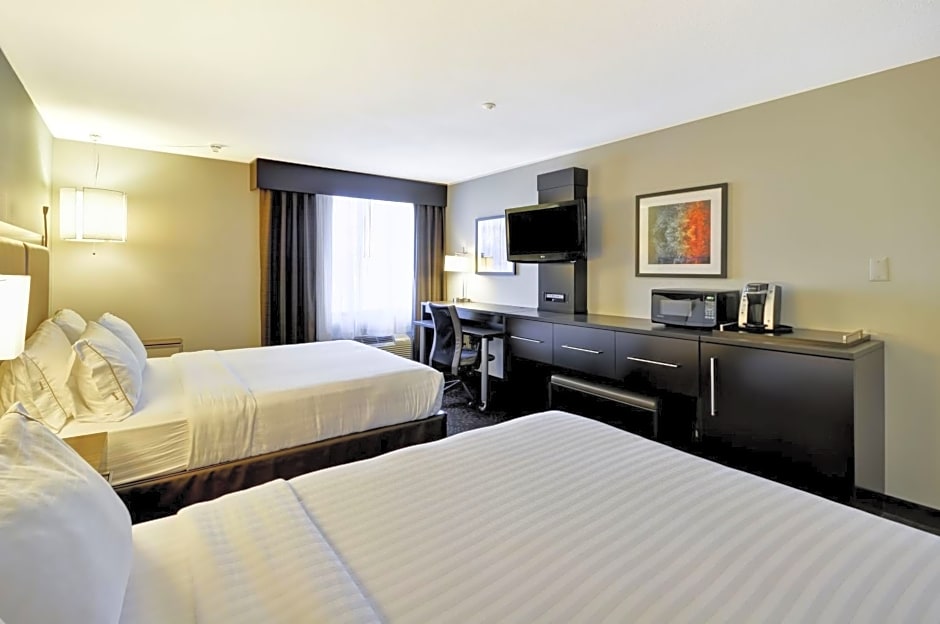Holiday Inn Express Romulus / Detroit Airport By IHG