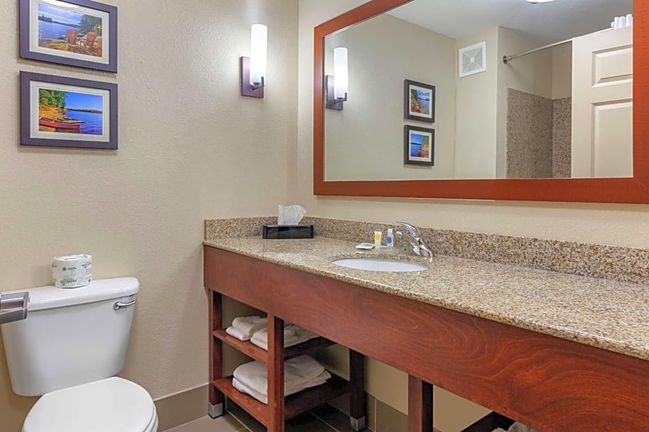 Comfort Suites Oshkosh