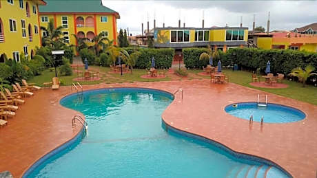 Kingstel Hotel