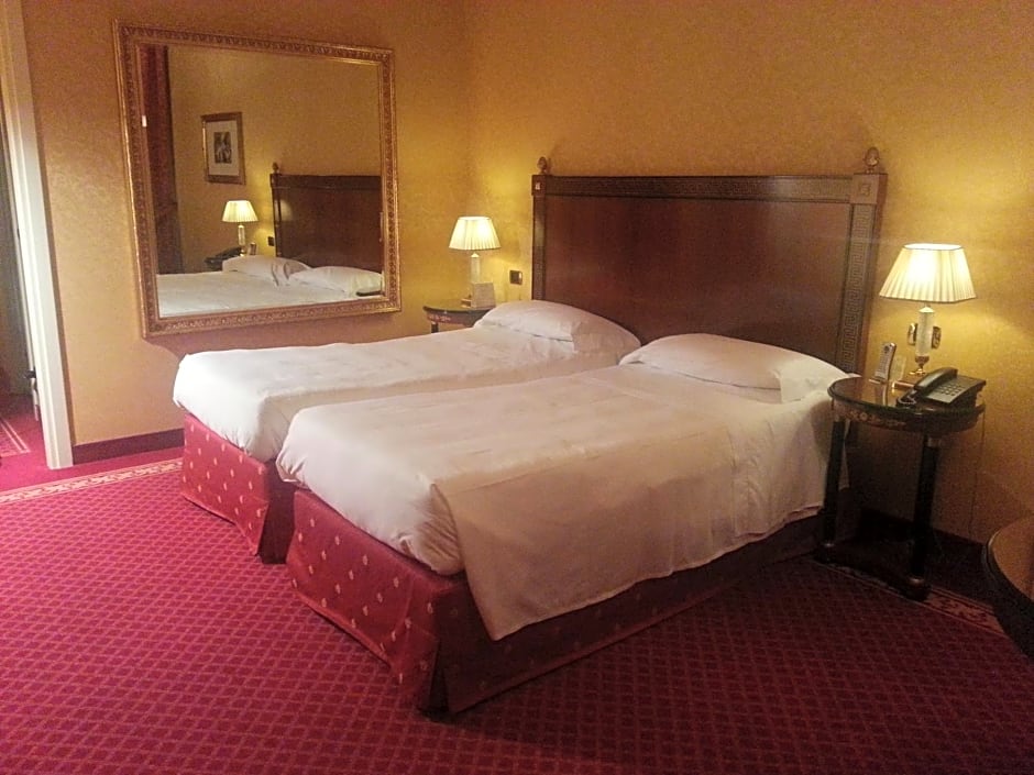Hotel Maxim